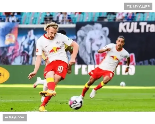 评论：欧冠席位争夺白热化，莱比锡与法兰克福的直接对话价值六分